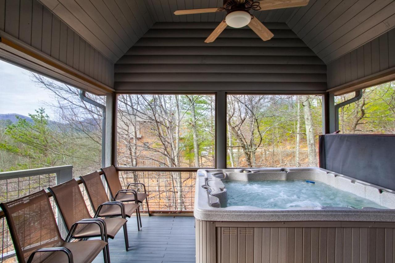 Black Bear Reserve - Mtn View, Hot Tub, Game Room Sevierville Zewnętrze zdjęcie