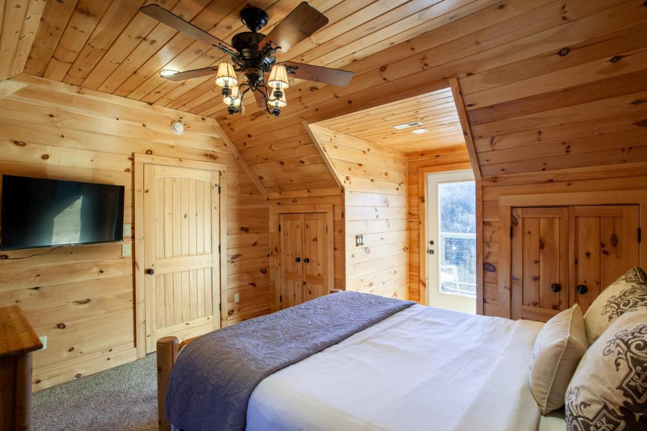 Black Bear Reserve - Mtn View, Hot Tub, Game Room Sevierville Zewnętrze zdjęcie